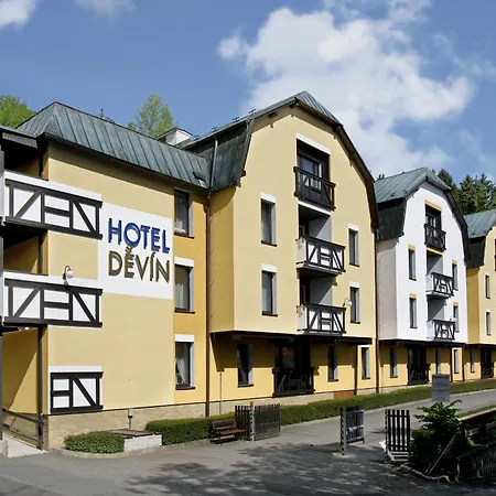 Otel Devin