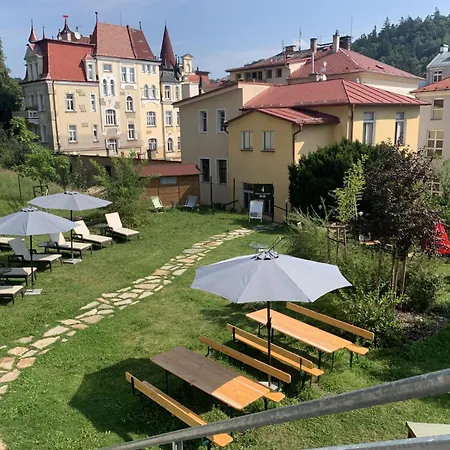 Hotel Devin