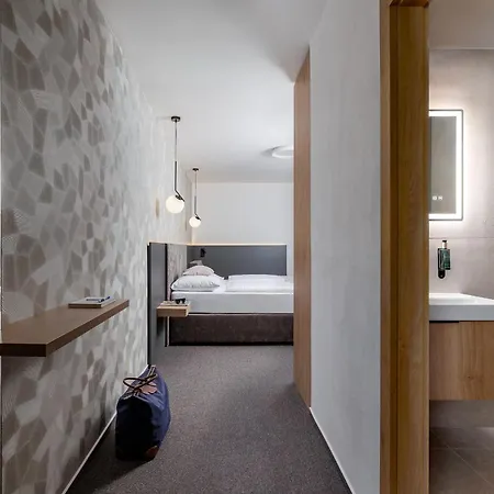 Devin Hotel