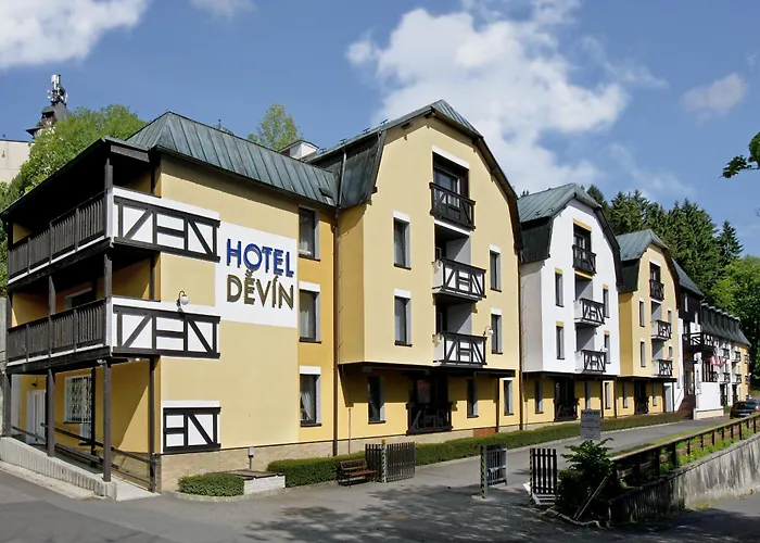 Hotel Devin